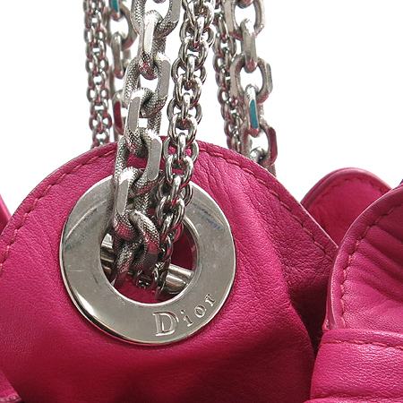 Dior(ũ����î���) M0104PVEN ��ũ ���� ��Ʈ�� ü�� ����� �̹���4 - ���̺��� �߰���ǰ