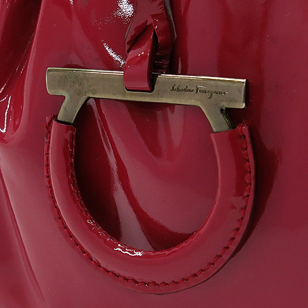  Ferragamo(��󰡸�) 21 A722 ���� ��� ���̴�Ʈ ��Ʈ�� + ��Ʈ�� [��õ��] �̹���4 - ���̺��� �߰���ǰ