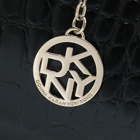 DKNY(����ī��) DAM3AA168 ���� ũ��Ŀ���� ���� ��Ʈ�� �̹���5 - ���̺��� �߰���ǰ