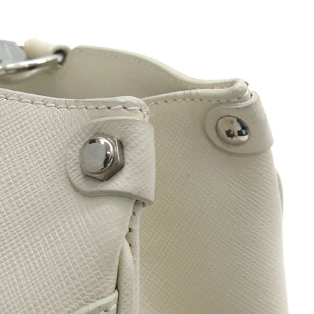 Ferragamo(��󰡸�) 21 7826 ȭ��Ʈ ���ǾƳ� ���� ��ġ�� ��� ����� �̹���6 - ���̺��� �߰���ǰ