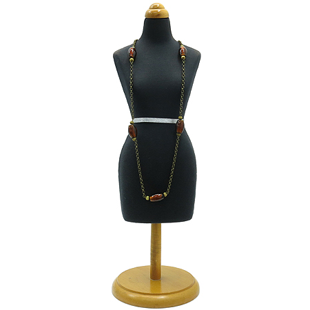 ����  �����