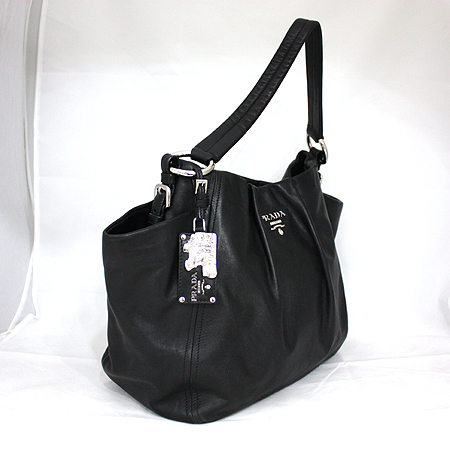 Prada(�����) BR4687 SOFT CALF NERO �������� ����ΰ� ����� [��������] �̹���2 - ���̺��� �߰���ǰ