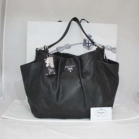 Prada(�����) BR4687 SOFT CALF NERO �������� ����ΰ� ����� [��������] �̹���5 - ���̺��� �߰���ǰ