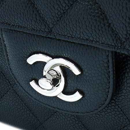 Chanel() A58600 Y01295 ĳŲ Ŭ   ü  ̹3 - ̺ ߰ǰ