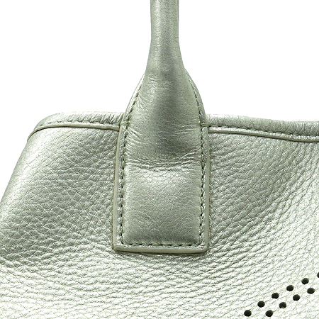 TORY BURCH(�丮��ġ) TB2D9AY4L4 PERFORATED LOGO �ǹ� ��Ż�� �ΰ� ���� ��Ʈ�� �̹���4 - ���̺��� �߰���ǰ