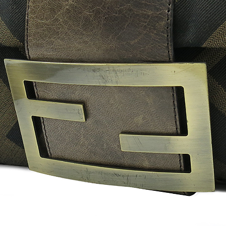 Fendi(���) 8BT138 FF ��ī ��ΰ� �ƽ� ������ �к긯 ��� �� ũ�ν��� �̹���3 - ���̺��� �߰���ǰ