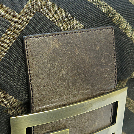 Fendi(���) 8BT138 FF ��ī ��ΰ� �ƽ� ������ �к긯 ��� �� ũ�ν��� �̹���7 - ���̺��� �߰���ǰ