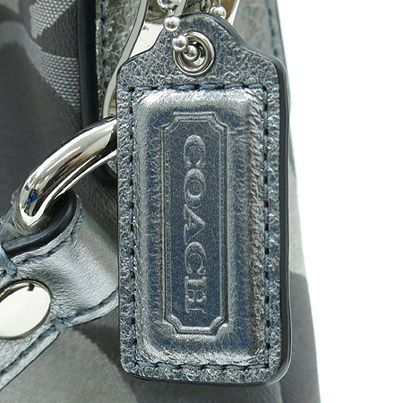 Coach(��ġ) 17673 �ñ׳�ó �ڰ��� 2WAY �̹���4 - ���̺��� �߰���ǰ