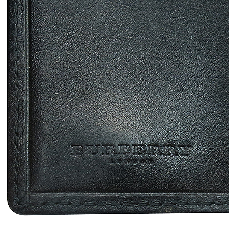 Burberry(������) ��� üũ Ű���̽� 4Ȧ�� �̹���4 - ���̺��� �߰���ǰ