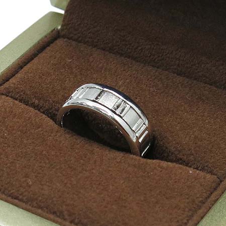 Tiffany(Ƽ�Ĵ�) 18k(750) ȭ��Ʈ ��� 6MM ��Ʋ�� ���� - 11ȣ �̹���3 - ���̺��� �߰���ǰ