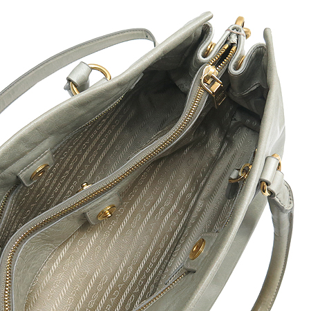 Prada(�����) BN1849 ���� ���͸� �ΰ� ��� ��Ƽ�� ���� ��Ʈ�� + �����Ʈ�� �̹���6 - ���̺��� �߰���ǰ