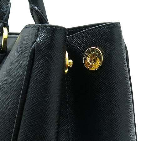 Prada(�����) BN1844 �ﰢ�ΰ� ��� ���� ���ǾƳ� ��Ʈ�� [��������] �̹���3 - ���̺��� �߰���ǰ