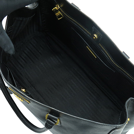 Prada(�����) BN1844 �ﰢ�ΰ� ��� ���� ���ǾƳ� ��Ʈ�� [��������] �̹���6 - ���̺��� �߰���ǰ