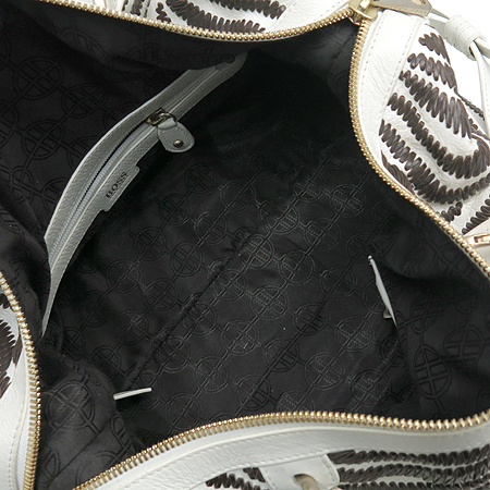 Hugo Boss(�ް�����) ���̺������� ���� ���� ȥ�� ������ 2WAY �̹���5 - ���̺��� �߰���ǰ