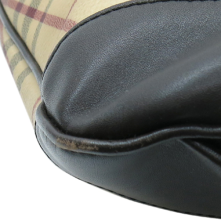 Burberry(������) �� Ŭ����üũ PVC ȣ�� ����� �̹���4 - ���̺��� �߰���ǰ