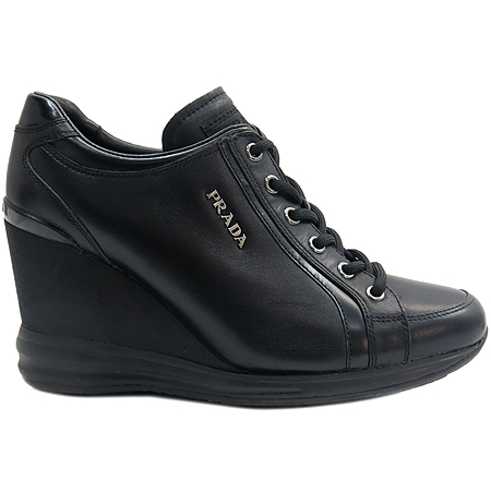 Prada(�����) ���� ���� ������ ������ ����Ŀ�� �̹���3 - ���̺��� �߰���ǰ