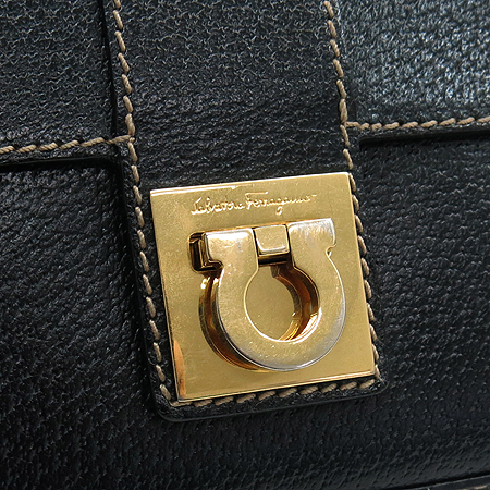 Ferragamo(��󰡸�) 21 1827 ���� ��ġ�� ��Ŭ ���� ���� ����� �̹���4 - ���̺��� �߰���ǰ