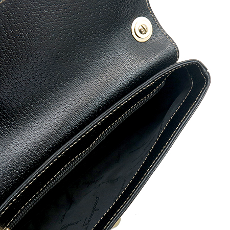 Ferragamo(��󰡸�) 21 1827 ���� ��ġ�� ��Ŭ ���� ���� ����� �̹���5 - ���̺��� �߰���ǰ