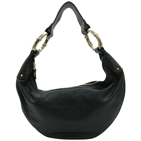 ����  �����