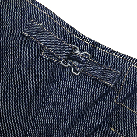 Levi's(�����̽�) û��ĿƮ �̹���4 - ���̺��� �߰���ǰ