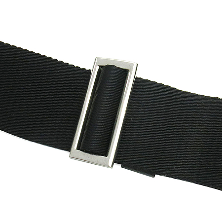 Prada(�����) VA0563 TESSUTO SAFFIANO (�׼��� ���ǾƳ�) �޽��� ũ�ν��� �̹���4 - ���̺��� �߰���ǰ