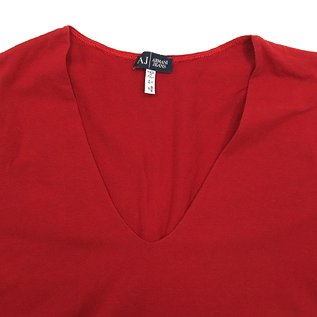 Armani JEANS(�Ƹ����� ����) �����÷� V�� ���� Ƽ �̹���2 - ���̺��� �߰���ǰ