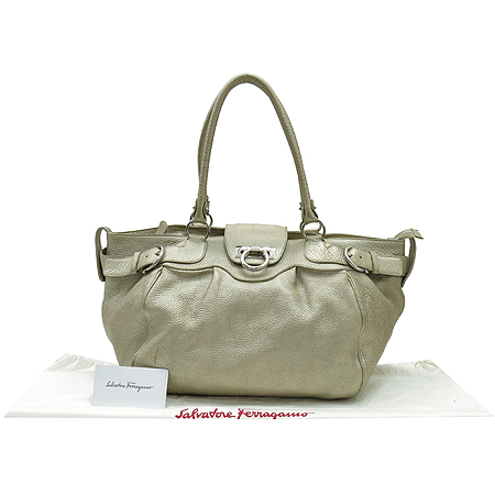 Ferragamo(��󰡸�) 21 A049 ���� ��ġ�� ��� ��� ����� ��Ʈ�� �̹���7 - ���̺��� �߰���ǰ