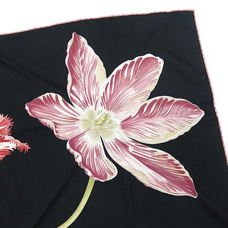 Ferragamo(��󰡸�) 100% ��ũ ��ī�� �̹���3 - ���̺��� �߰���ǰ