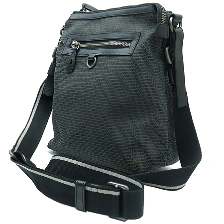 Hugo Boss(�ް�����) �׷��� ���� ������ ũ�ν��� �̹���2 - ���̺��� �߰���ǰ