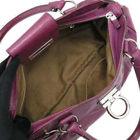 Ferragamo(��󰡸�) 21 5370 ���� ���� ���尣ġ�� ��Ʈ�� �̹���6 - ���̺��� �߰���ǰ