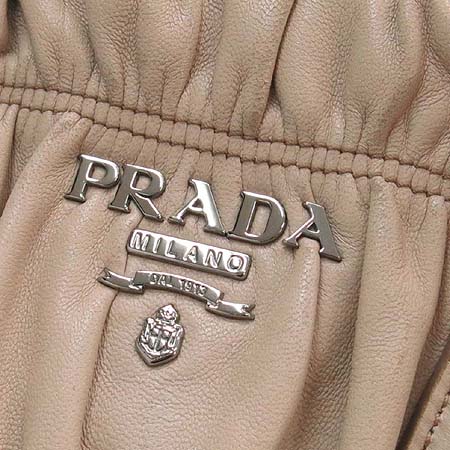 Prada(�����) BN1336 �ǹ� ��Ż �ΰ� ���̺��� ���� ���� ������  ��Ʈ�� + ��� ��Ʈ�� �̹���4 - ���̺��� �߰���ǰ