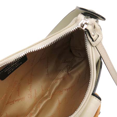 Ferragamo(��󰡸�) 21 6309 ����䷹ ����� �̹���5 - ���̺��� �߰���ǰ