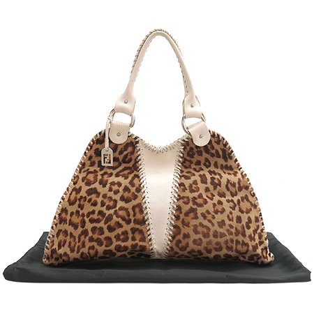 ���  �����