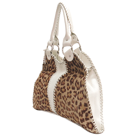 Fendi(���) 8BR255 �����ĵ� ��ġ ����� �̹���3 - ���̺��� �߰���ǰ