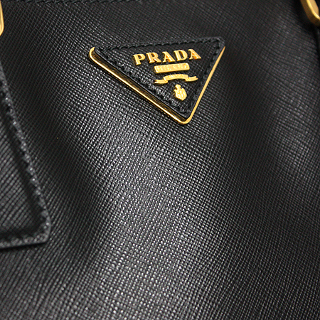 Prada(�����) BN1844 �ﰢ�ΰ� ��� ���� ���ǾƳ� ��Ʈ�� [��������] �̹���5 - ���̺��� �߰���ǰ