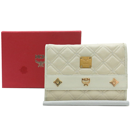 ������  ������