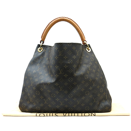 ���̺��� ��ġ GM ����� 