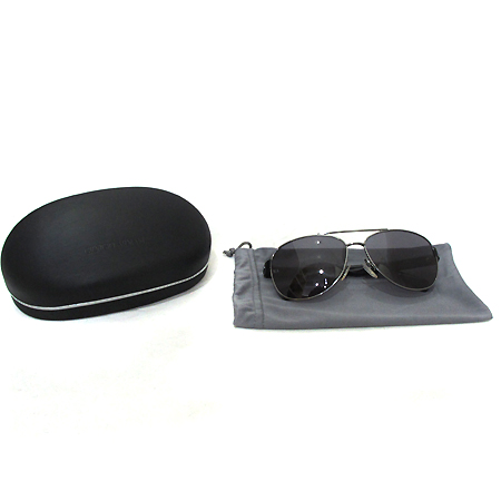 �Ƹ�����  ���۶�