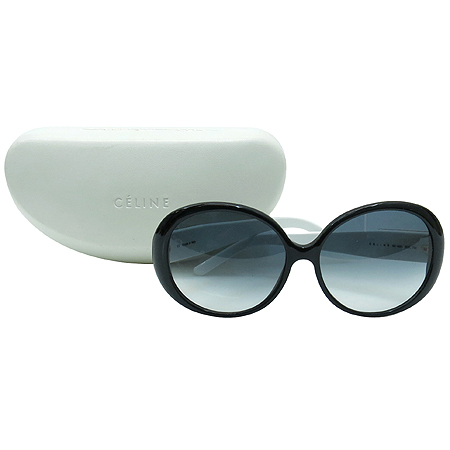 ������  ���۶�