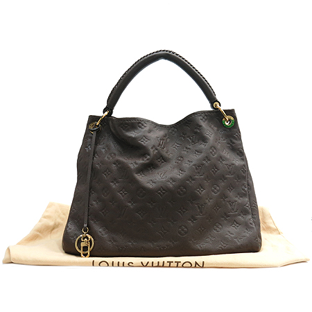 ���̺��� �������� ��ġ MM 