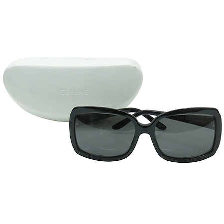 ������  ���۶�