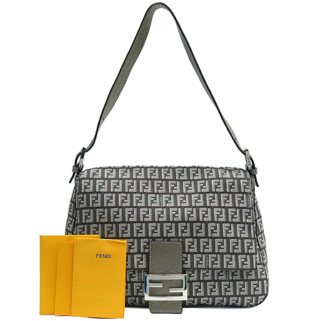 ���  �����