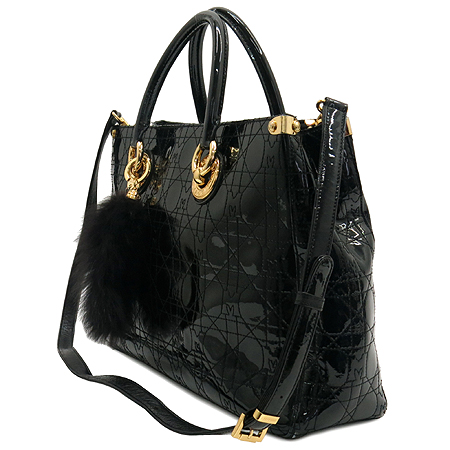 Metrocity(��Ʈ�ν�Ƽ) ���� �ֳ��� ���� ����ΰ� �� ��� 2WAY �̹���3 - ���̺��� �߰���ǰ