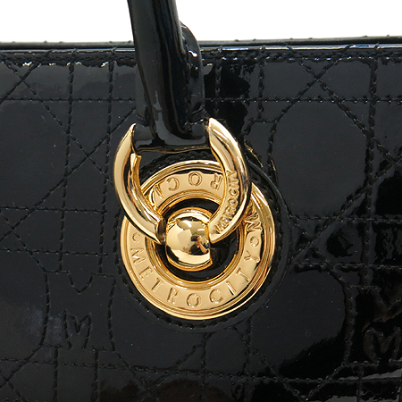 Metrocity(��Ʈ�ν�Ƽ) ���� �ֳ��� ���� ����ΰ� �� ��� 2WAY �̹���4 - ���̺��� �߰���ǰ