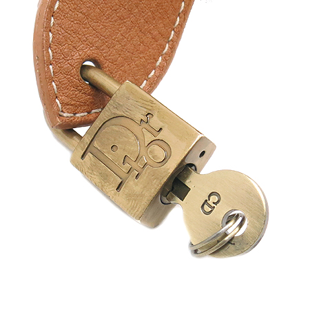 Dior(ũ����î���) ����Ʈ���� ���� D�� ��� ��Ʈ�� �̹���5 - ���̺��� �߰���ǰ