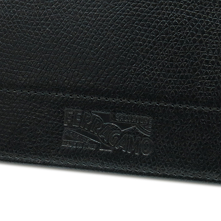 Ferragamo(��󰡸�) 66 6078 �������� �ΰ� ������ �ٿ뵵 ���� �̹���5 - ���̺��� �߰���ǰ