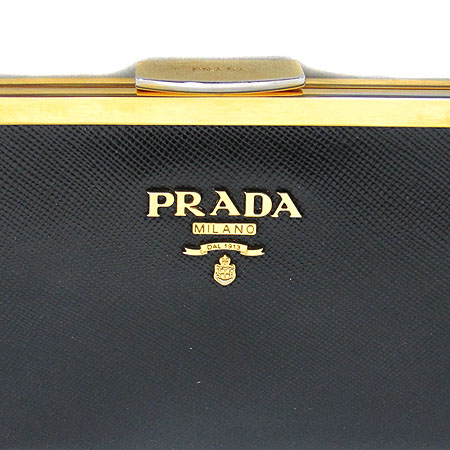 Prada() 1M1323  ΰ  ǾƳ ̴ Ŭġ [̾] ̹4 - ̺ ߰ǰ