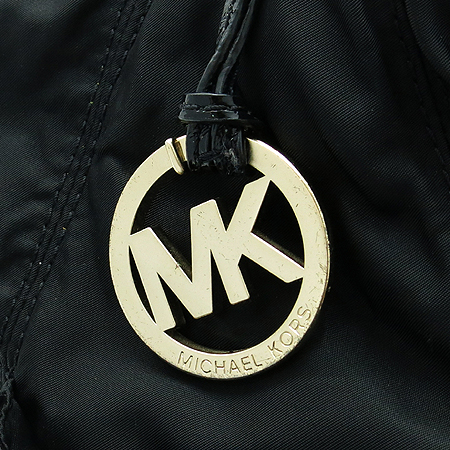 MICHAELKORS (����Ŭ�ھ) ���� �÷� �к긯 ������ ��� �� ũ�ν��� �̹���4 - ���̺��� �߰���ǰ