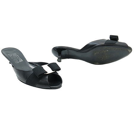 Ferragamo(��󰡸�) ���� �ΰ� �ٶ� ��� ������ ���� �̹���3 - ���̺��� �߰���ǰ