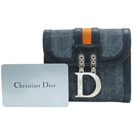 ���  ������